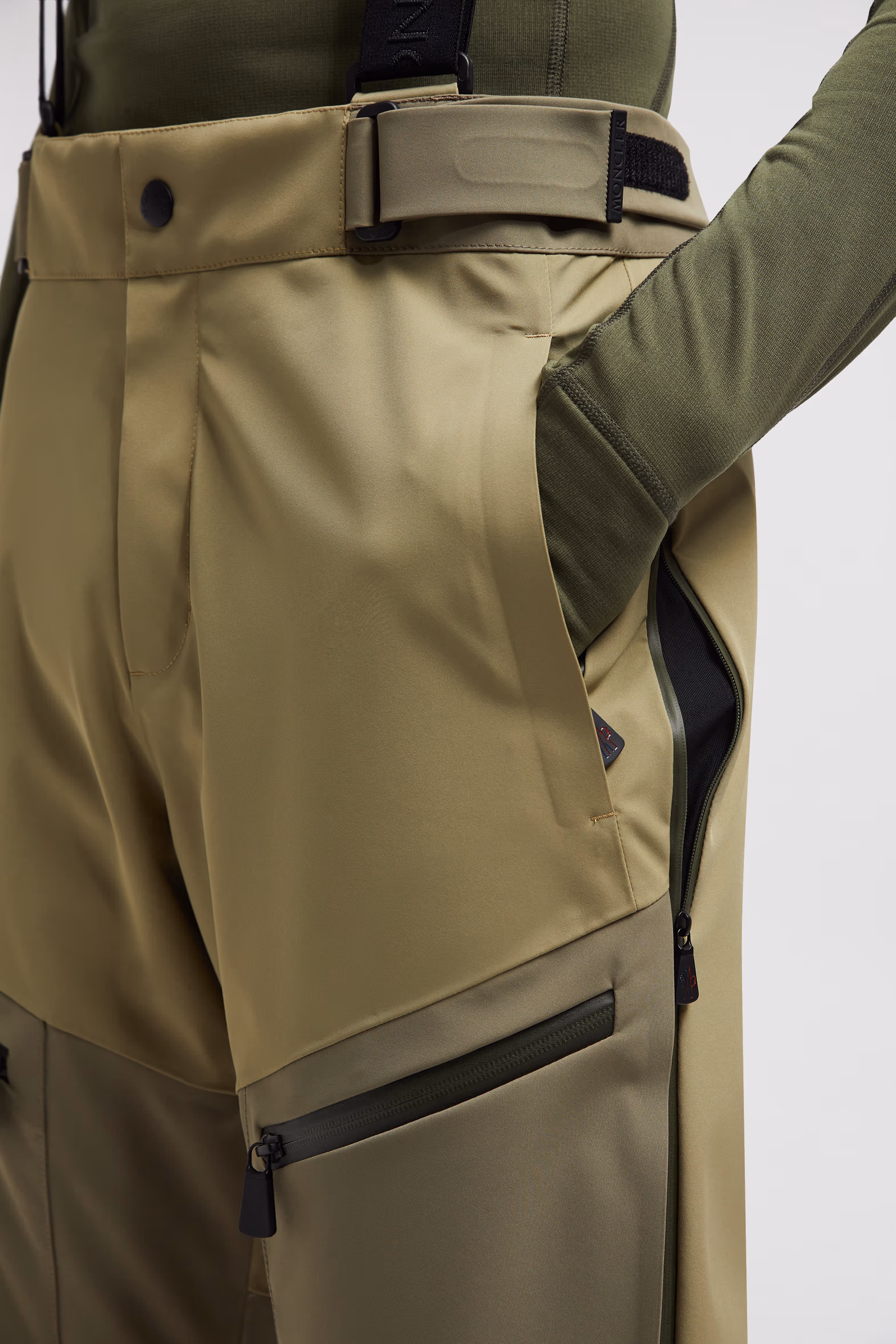 Padded GORE-TEX Ski Pants Men Sage Green Moncler 7
